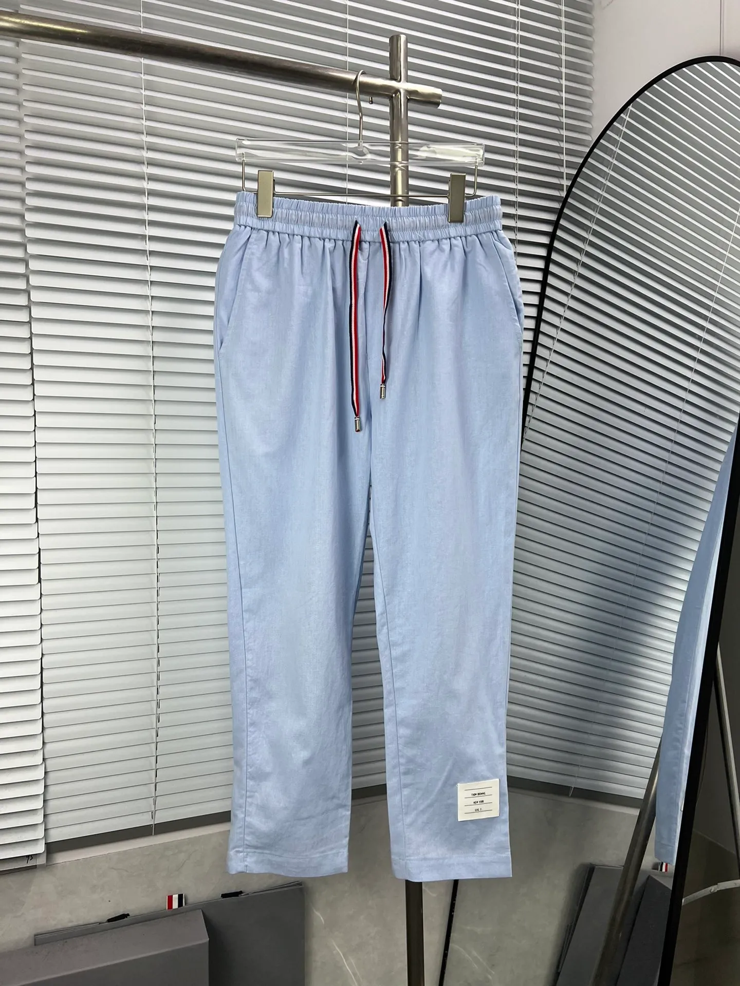 TB Authentic Same Style ：White Light Blue Dark Gray Size：1234